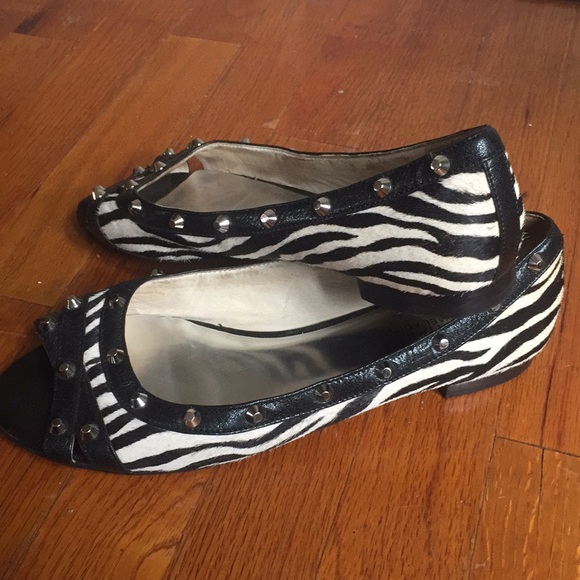 Michael Kors Zebra Print Flats - Picture 2 of 4